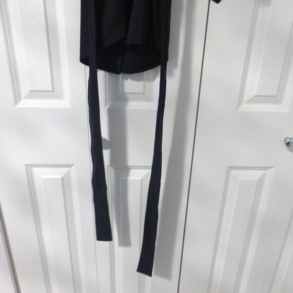 TEA & CUP black cuffed sleeves button up top - Picture 7 of 12